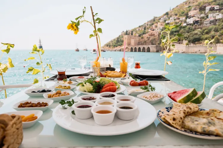 Culinary Travel Adventures: Discovering Foodie Destinations Around the Globe
